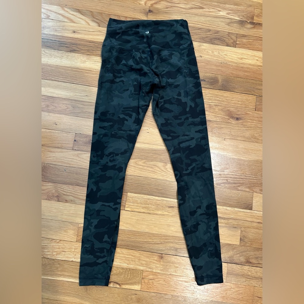 lululemon athletica Black & Dark Green Camo High-Rise Leggings